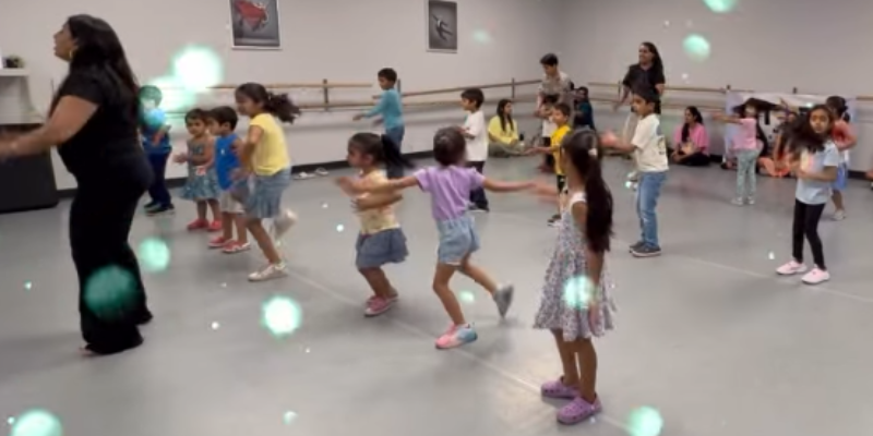 Chandler - Junior Kids - 3+ YO Bollywood