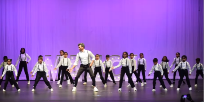 Chandler - Bollywood Class Senior Kids 6-12 Year