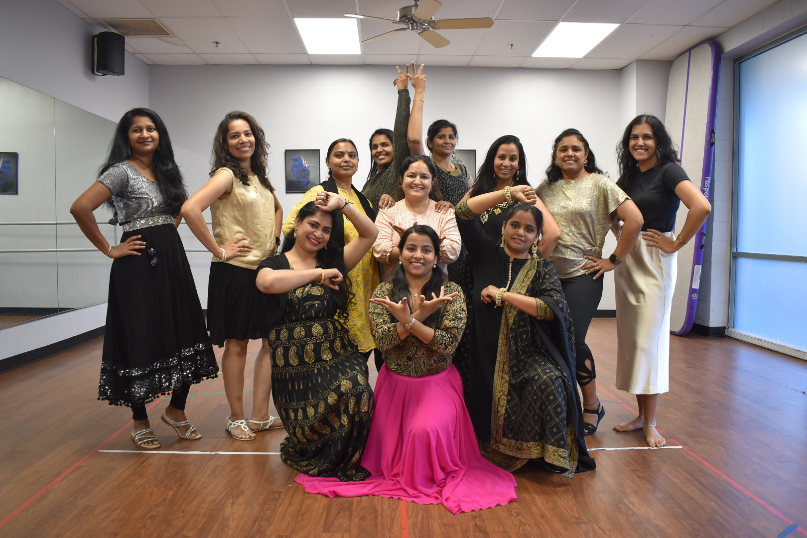 Chandler - Females Only - Over 18 Year - Bollywood