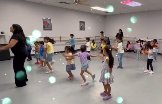 Chandler - Junior Kids - 3+ YO Bollywood